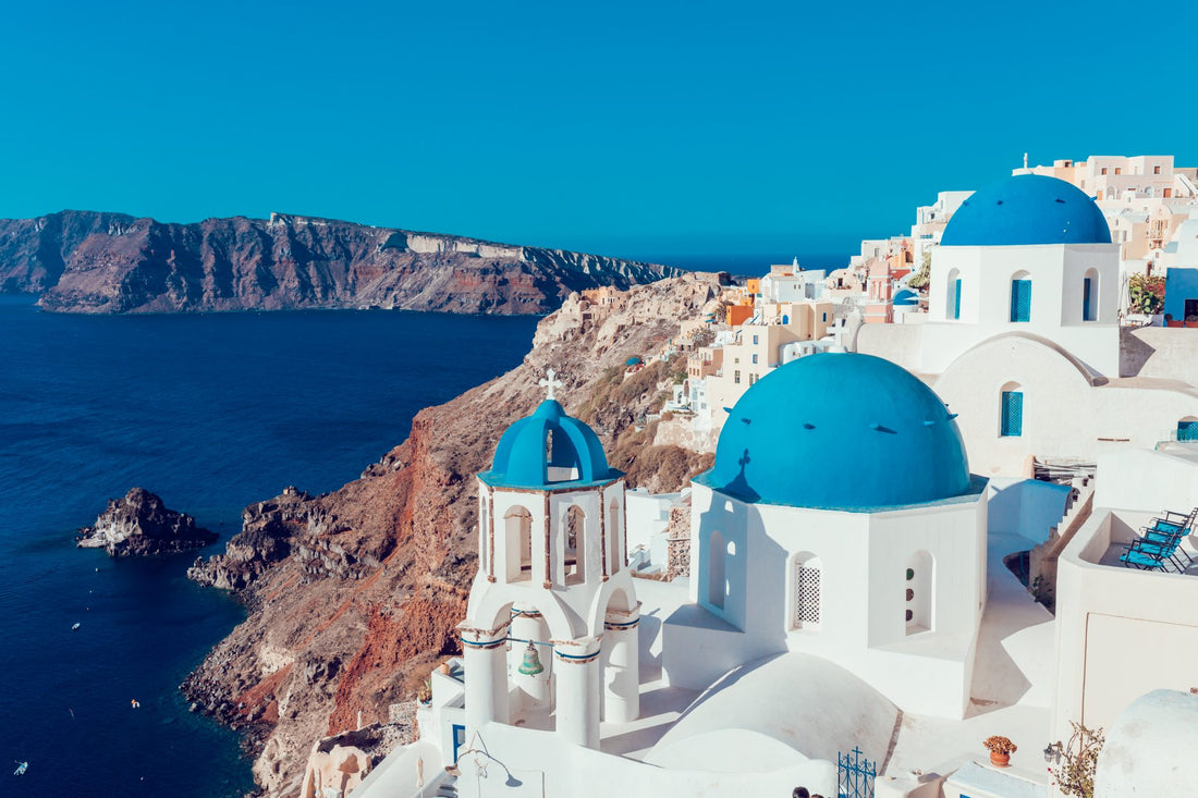 12 Things to Do in Santorini: A Guide to the Jewel of the Aegean